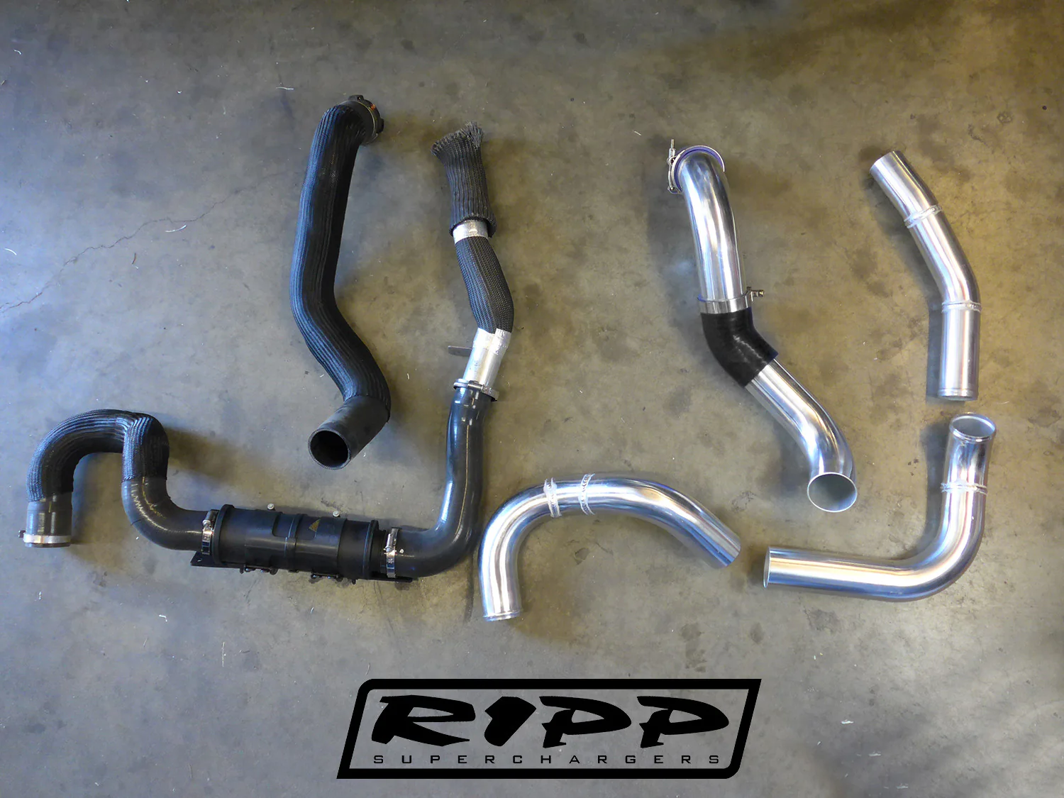 2011-2015 Grand Cherokee 3.0 EcoDiesel Heavy Duty Front Mount Intercooler Kit - Image 4